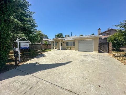Charming Reseda 4 Bedroom PLUS Office for Rent! property video