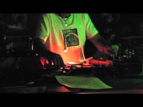 3 JAH FREE : REGGAE BUS 2014