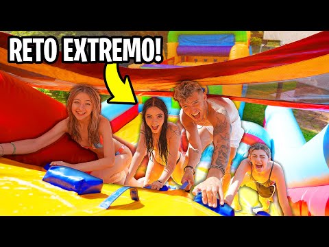 JUGAMOS CARRERAS EN INFLABLES GIGANTES!! *con prenda*