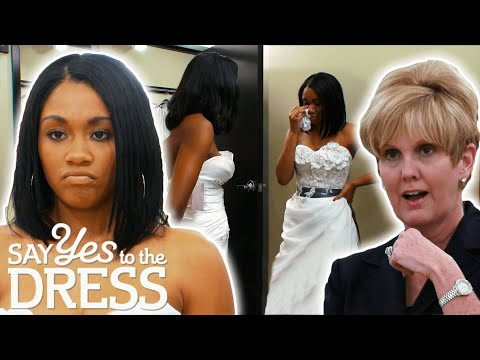 Mum Steals Spotlight And Tries On Wedding Dress Too! | Say Yes To The Dress Atlanta