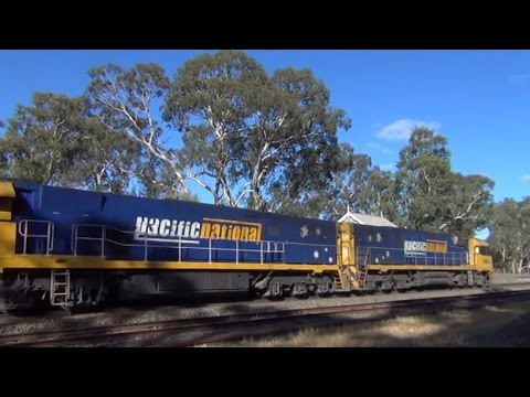 6PM7 passing Balhannah Sun 08/03/2015