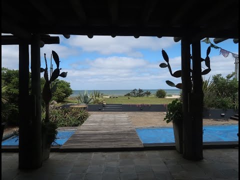 Video de YouTube - Casa en Alquiler de 4 dormitorios con Piscina y Garage en Solanas, Maldonado