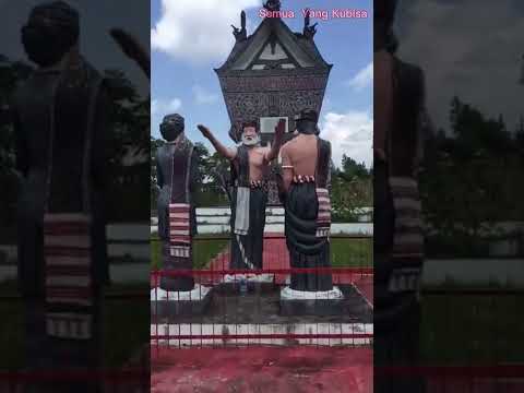 TUGU Raja Toga MANURUNG SIBISA,Area kaldera SUMUT.