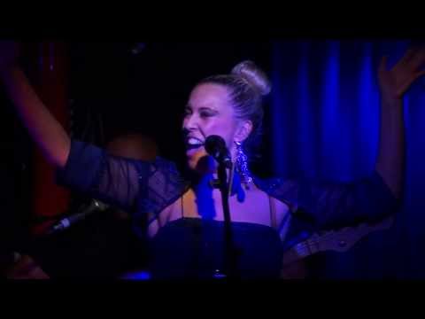 Manuela Panizzo - Simple (Live at Pizza Express Jazz Club)