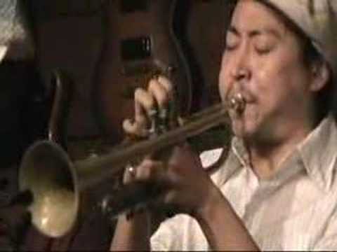 chicken gravy live japan 2007 trumpet solo