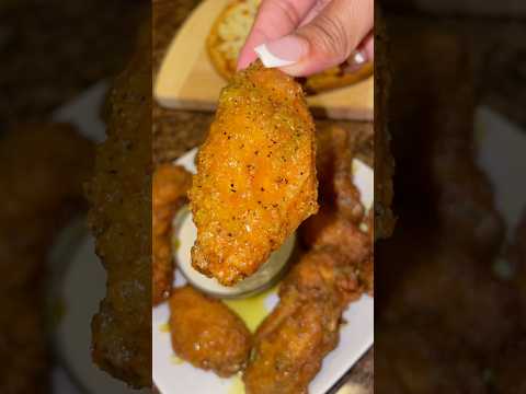 Crispy Lemon pepper chicken wings 😮‍💨