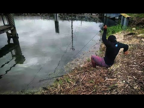 Magnet Fishing! Unusual Finds!!! Canal Treasure