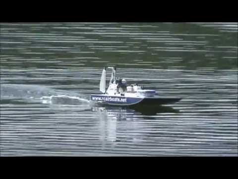 In Line Engine RC Airboat - Test vid 2