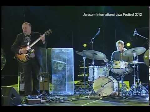 Green Tea by John Scofield Trio feat. Steve Swallow & Bill Stewart_Live at Jarasum Jazz 2012