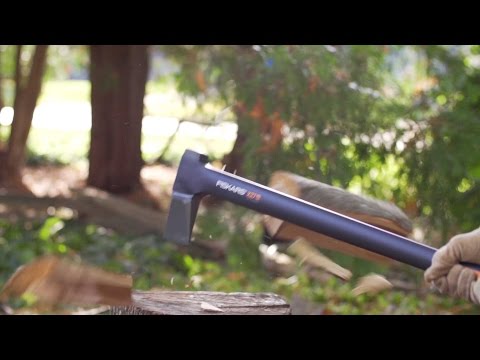 Kirvis X21 L + galąstuvas, Fiskars video