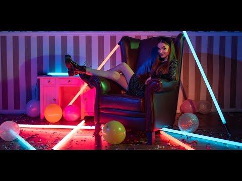 Olivia Klinke - Niebezpiecznie (Oficjalny Teledysk)