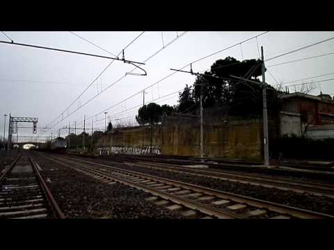 E652.086 sul TCS 58062 Villa San Giovanni Bolano - Milano Smistamento, in transito a Pomezia