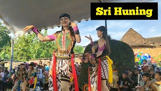 Download lagu ' Sri Huning ' Jathilan Reog Ponorogo... mp3 Download lagu ' Sri Huning ' Jathilan Reog Ponorogo... mp3