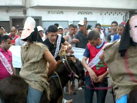 مرة أخرى حركة 20 فيفري بإبداعات جديدة للحركة وإحضار ثلاثة حمير