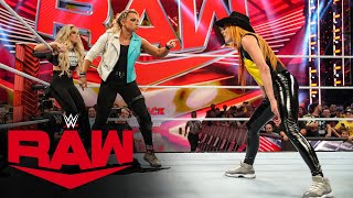 Becky Lynch will tear apart Trish Stratus inside the Steel Cage: Raw highlights, Aug. 21, 2023