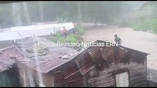 Así estuvo el aguacero por la Punta en La Española Moca