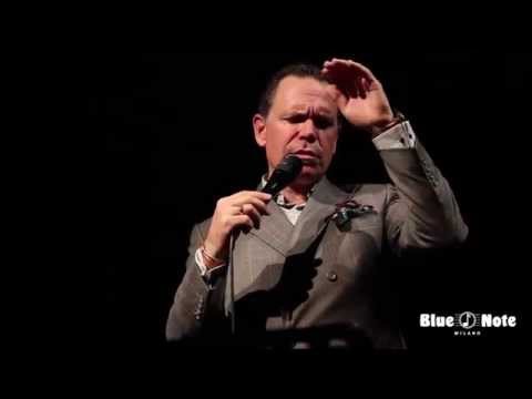 Kurt Elling - Where the Streets Have No Name - Live @ Blue Note Milano