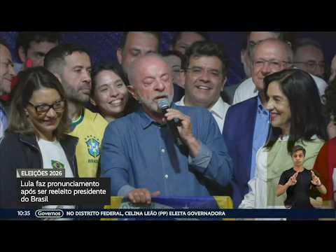 Reeleito presidente, Lula agradece apoio do povo e 'sobretudo das mulheres'