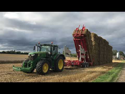 John Deere 6215 & Arcusin Auto Stack