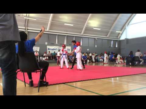 UK ITF Taekwondo Region 1 Junior Squad Lauren Kaye Rafinan doing a hook kick on a competition