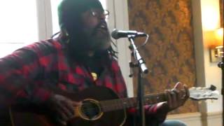 Alvin Youngblood Hart 2014 04 10 Ronneby Café & Matsal Ronneby, Blekinge, Sweden