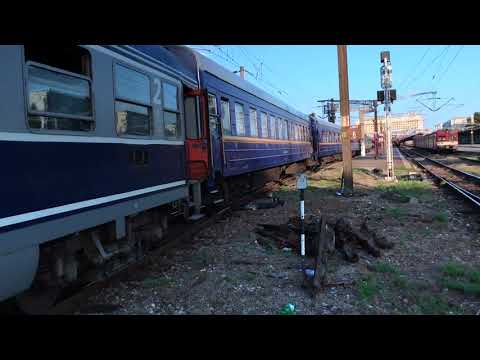 Tren international Bucuresti - Chisinau /The express train in Bucharest north railway station