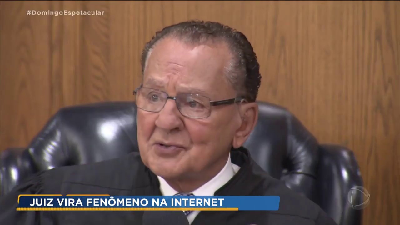 Juiz "bonzinho" vira celebridade e ganha programa de TV nos EUA.