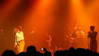 Raphael Saadiq - Lets Take A Walk Live @ AB Brussel