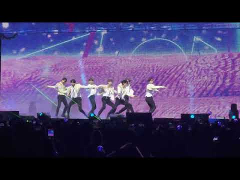 221002 4K FANCAM 'Flicker' - ENHYPEN WORLD TOUR 'MANIFESTO' @ Anaheim, CA