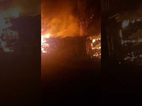 Colisão entre duas carretas deixa uma pessoa sem vida na BR-116, em Catuji