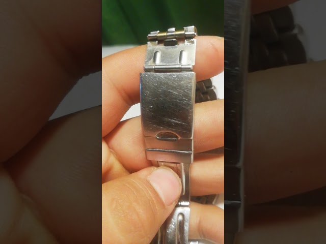 Vídeo relacionado con Pendientes Pendientes Moon Phases JUBE01195JWYGT-U JUBE01195JWYGT-U Marca Guess