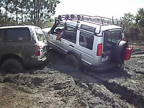 Land Rover Discovery 2 Vs Toyota Land Cruiser. 35” tire battle
