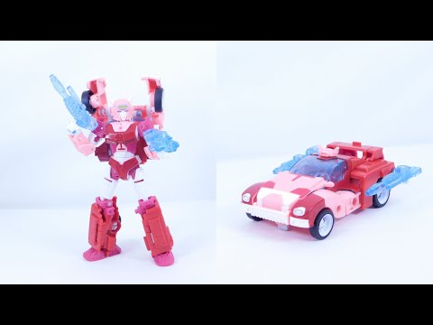 Transformers Legacy Deluxe Class Elita 1 Review