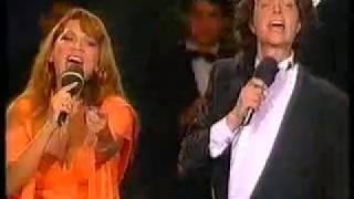 camilo sesto con Angela Carrasco_CALLADOS (En vivo)