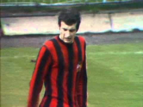 Neil Young: Manchester City Legend [HD]