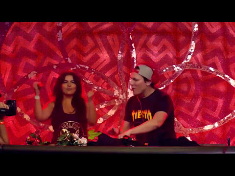 VASSY Live with Tiesto at Tomorrowland Music Festival