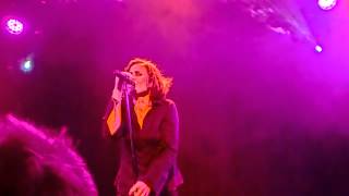 Alison Moyet: A place to stay (live in Paris)