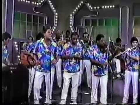 René Lorente con Orquesta Aragón en Santo Domingo "Tres lindas cubanas"