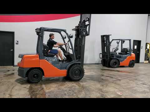 (2) 2015 TOYOTA 8FDU32 - C.C