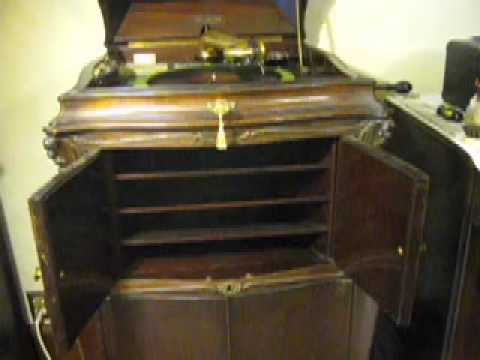 I'VE GOT MY HABITS ON  Joseph Samuels Jazz Band.mov