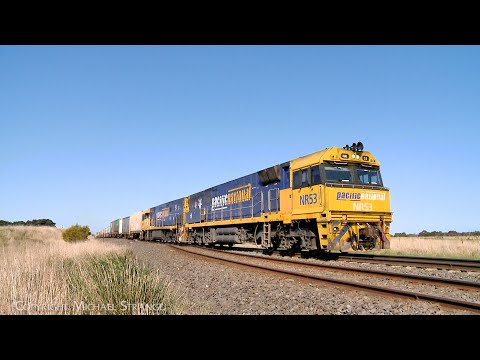 6MP4 Pacific National TOLL Container Train With Two Diesel Locomotives (27/9/2024) - PoathTV