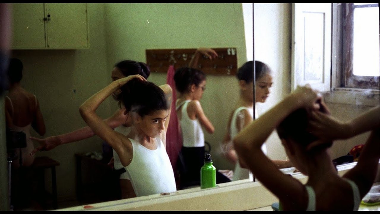 INFÂNCIA, ADOLESCÊNCIA, JUVENTUDE, de Rúben Gonçalves