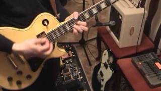 Download lagu U2 - One mp3