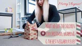 VLOGMAS #1 WHAT WE GOT THE CHILDREN FOR CHRISTMAS, WRAPPING & THE BEST NEIGHBOUR EVER!🎁 |  _MrsTino