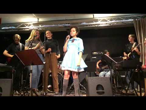 Konsert: 9 to 5 -Rebecka 
