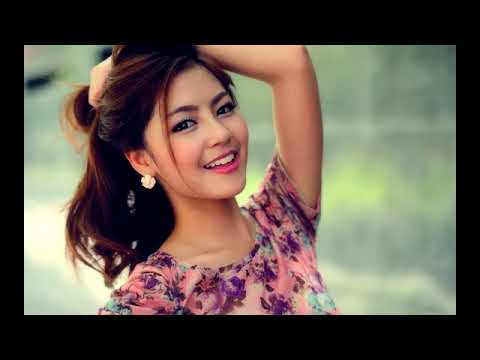 Hluas nkauj vib nais