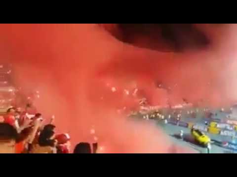 "La hinchada Mas Grande de Colombia - America de Cali vs Junior 2017 3 - 1" Barra: Baron Rojo Sur • Club: América de Cáli