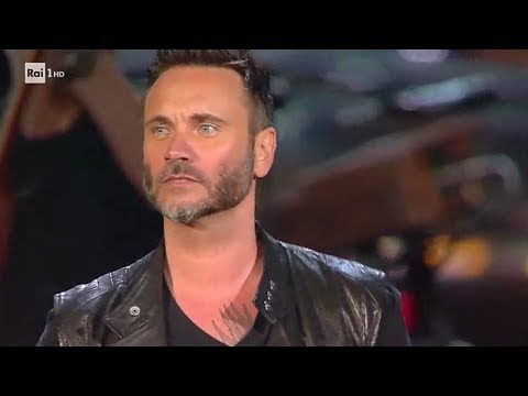 Nek - Laura non c'è Live (Wind Music Awards 2017)