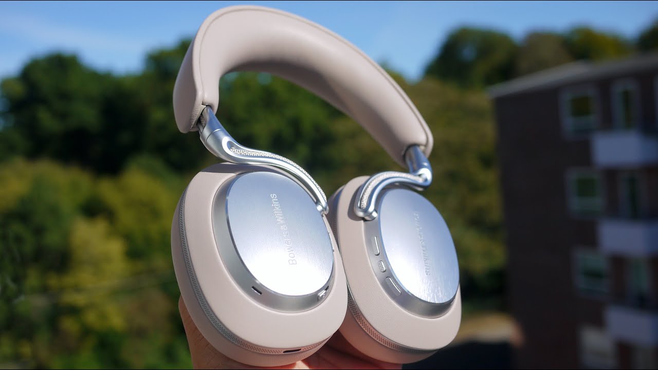 Bowers & Wilkins Px8 S2 Unbox - YouTube