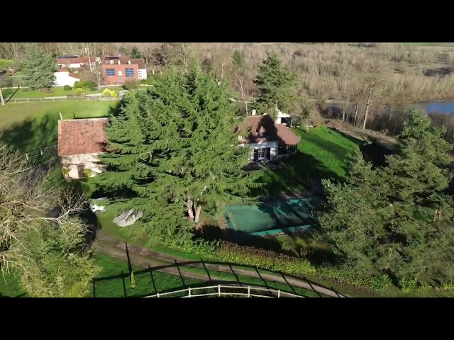 Bonita residencia ecuestre En venta Allier